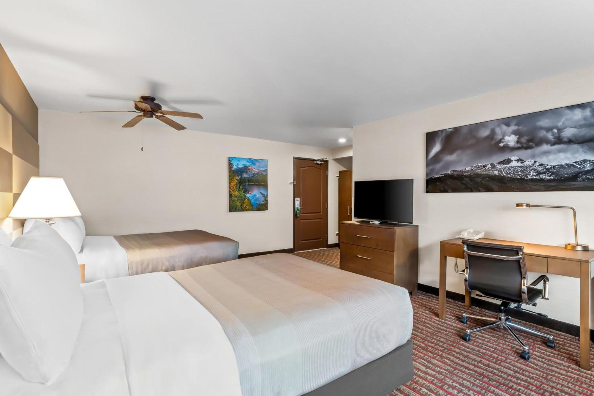 Queen Room with Two Queen Beds,1742886033:JPEG